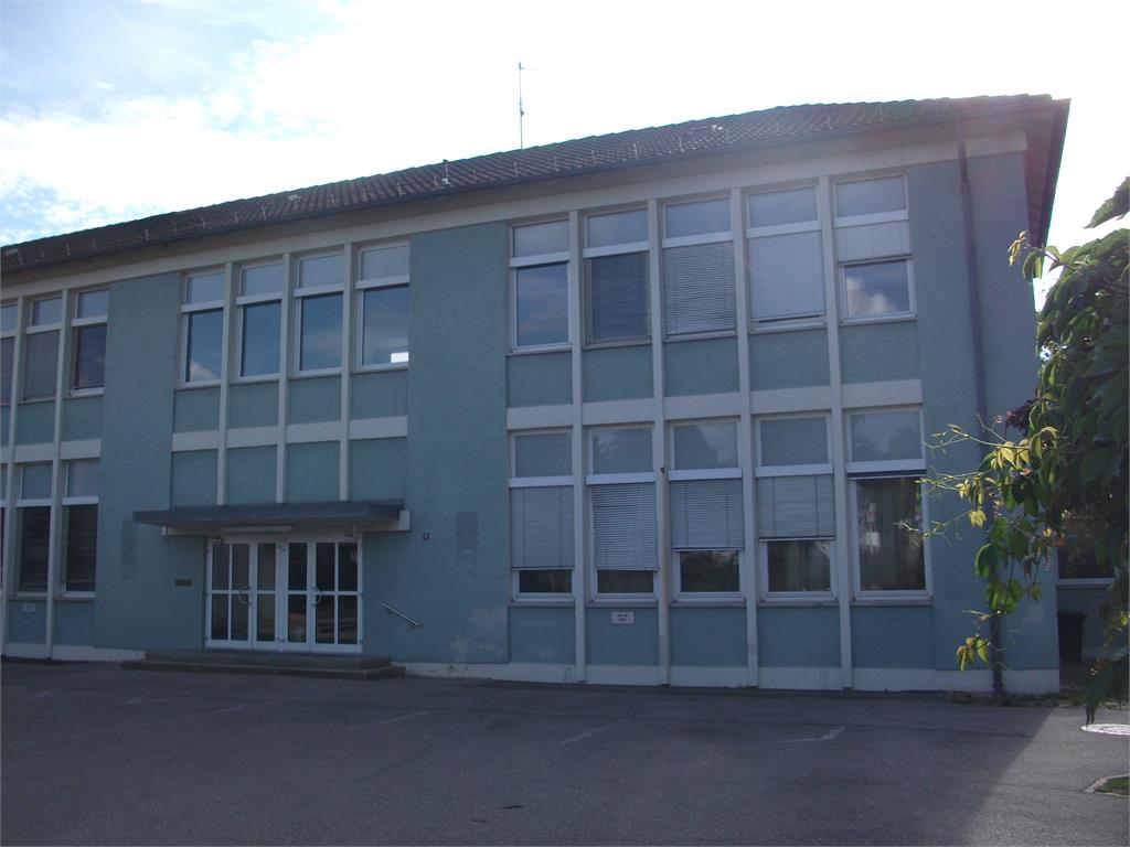 Kommunalverkauf - Einrichtung der Hauptschule Weißenburg
